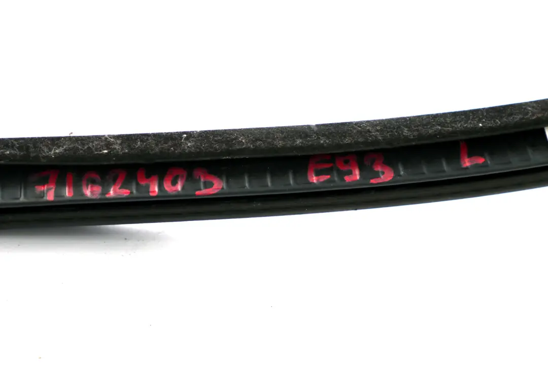 E93N LCI Cabrio Paraspigoli Guarnizione Portiera Ant. SX per BMW E93 con numero di parte 7162403 BMW E93 E93N LCI Cabrio Paraspigoli Guarnizione Portiera Ant. SX - SKU 7162403 - Numero di parte 7162403