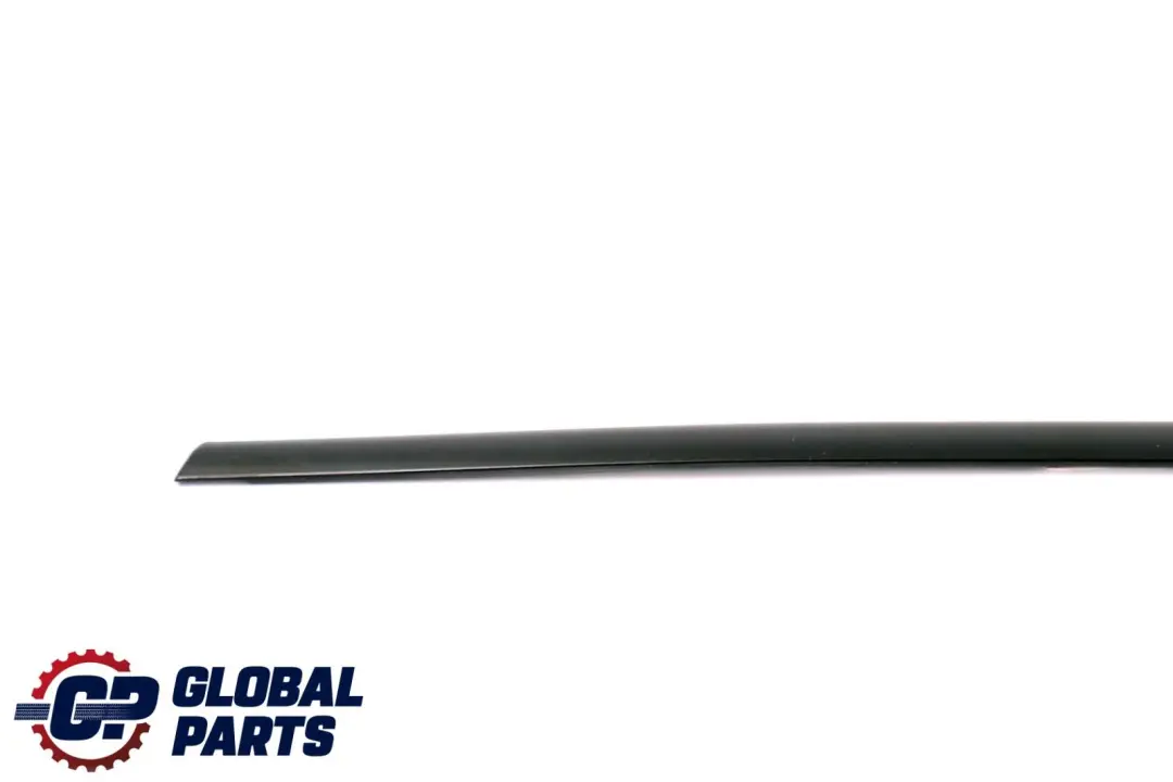 Rifinitore Finestra Posteriore Destra Striscia Nera per BMW E92 E92N LCI con numero di parte 7162574 BMW E92 E92N LCI Rifinitore Finestra Posteriore Destra Striscia Nera - SKU 7162574 - Numero di parte 7162574