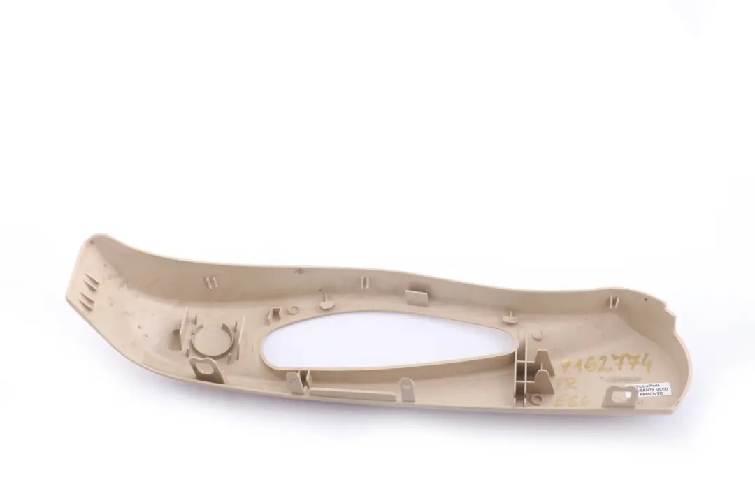 BMW E64 Osłona obudowa fotela prawa beige 8255656 - SKU 7162774 - Numer Części 7162774