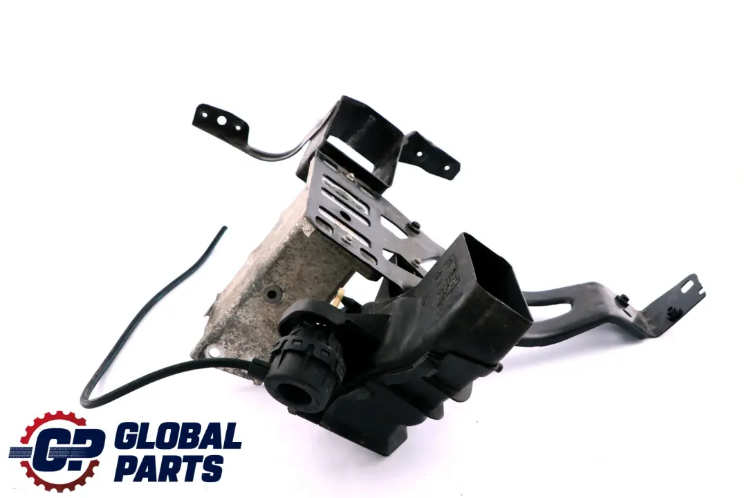 BMW 5 er E60 E61 Halter Vorderwand Rechts - SKU 7163484-1 - Teilenummer 7163484