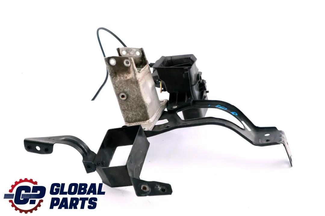 BMW 5 er E60 E61 Halter Vorderwand Rechts - SKU 7163484-1 - Teilenummer 7163484