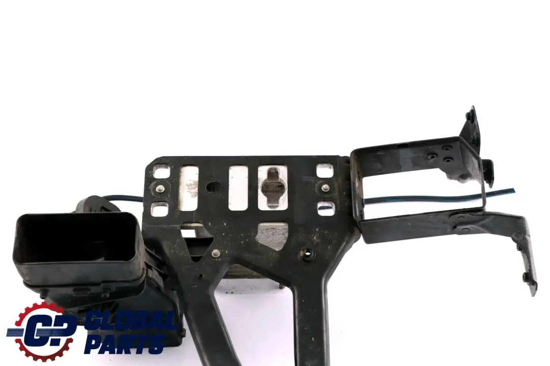 BMW 5 er E60 E61 Halter Vorderwand Rechts - SKU 7163484-1 - Teilenummer 7163484