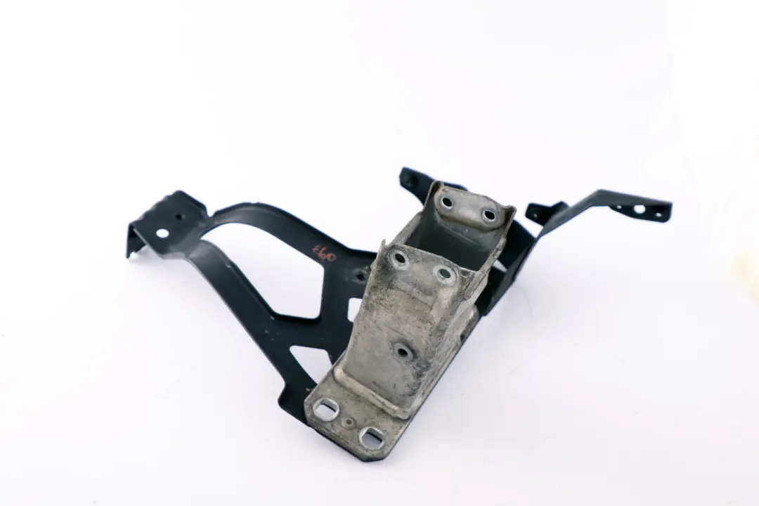 BMW Serie E60 E61 Support de Phare avant droite - SKU 7163484 - Numéro de pièce 7163484