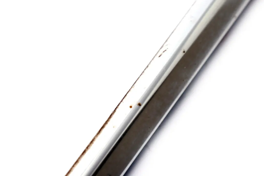 BMW E61 Joint A Gauche Fenetre Laterale Chrome - SKU 7163607-1 - Numéro de pièce 7163607
