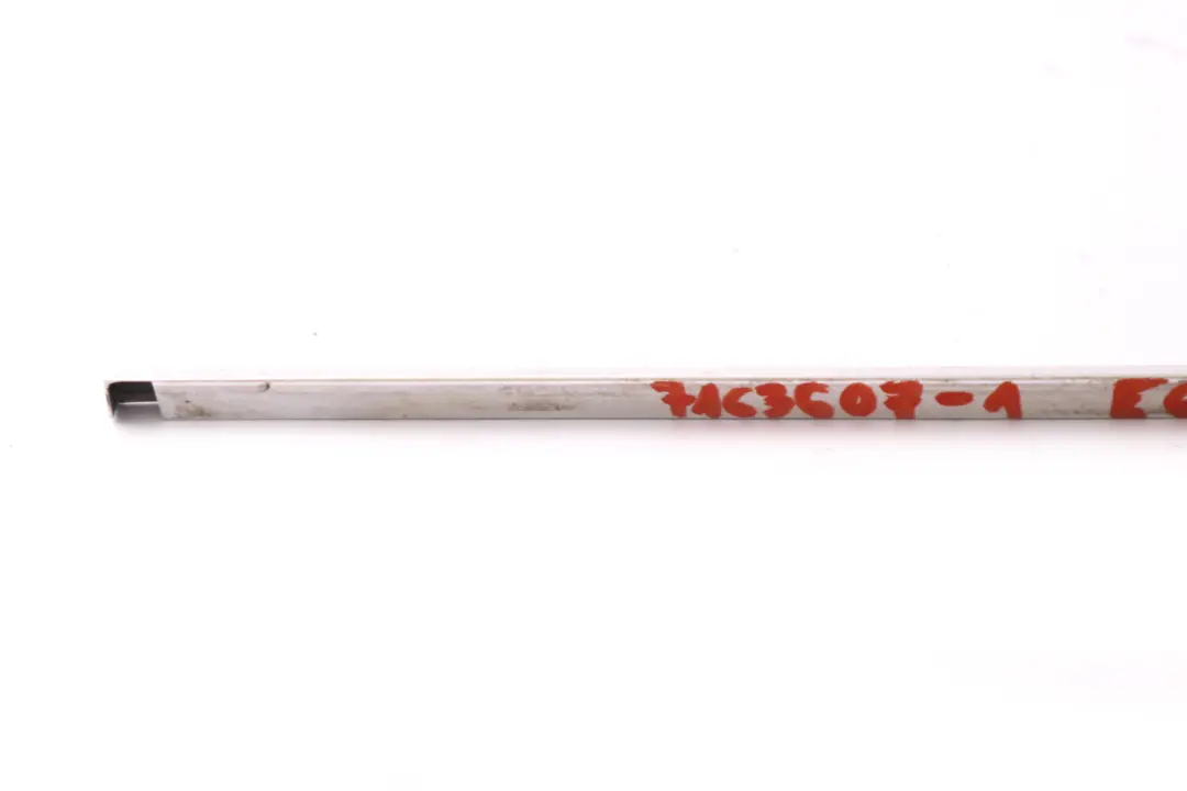 BMW E61 Joint A Gauche Fenetre Laterale Chrome - SKU 7163607-1 - Numéro de pièce 7163607