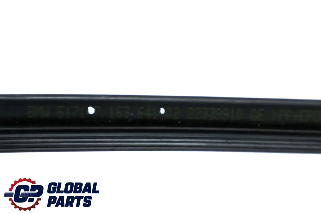 Tira De sellado Travesa?o para BMW E81 E87N E84 con número de pieza 7163641 BMW E81 E87N E84 Tira De sellado Travesa?o - SKU 7163641 - Número de pieza 7163641