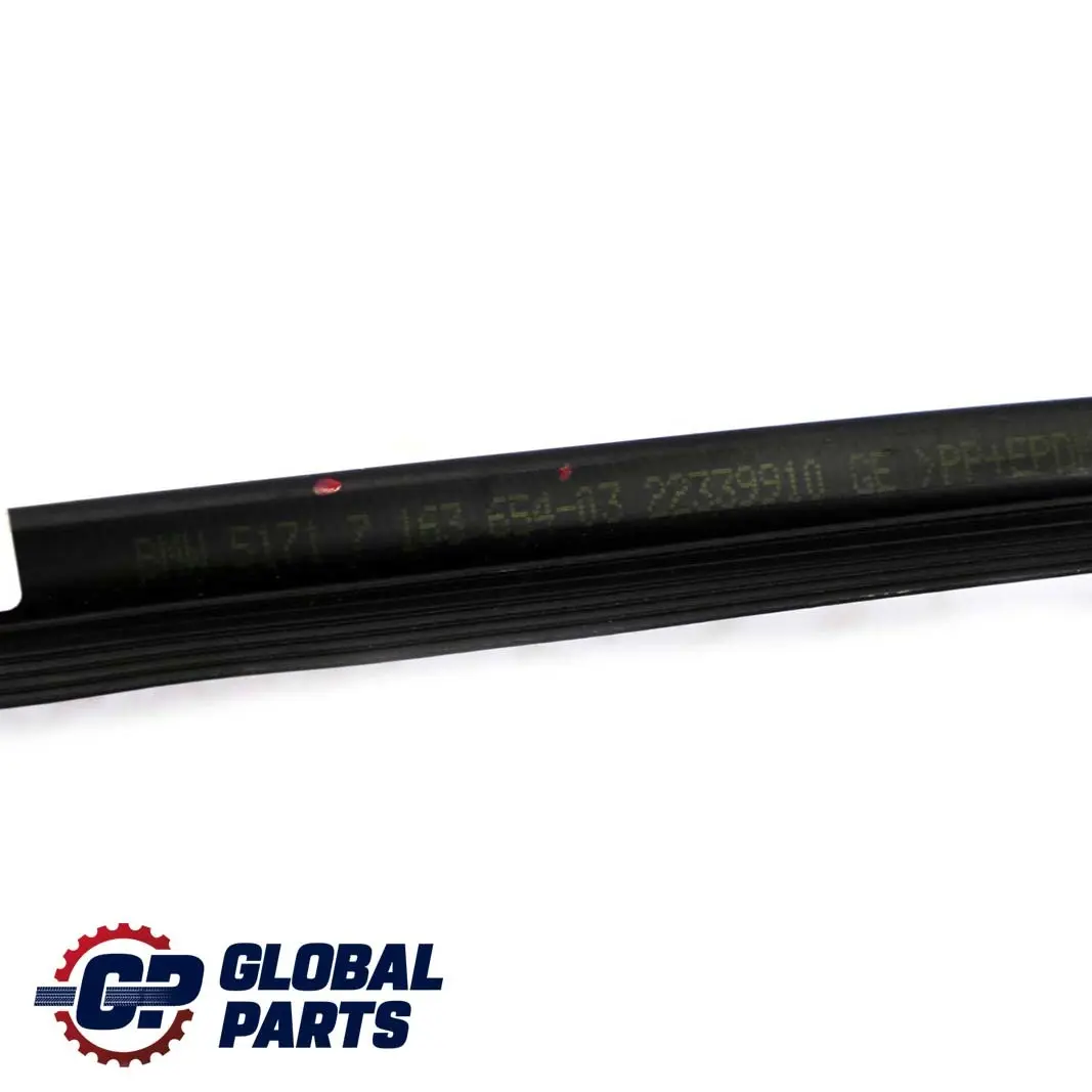 Tira De sellado Travesano 5171 para BMW E90 E91 E92 E93 con número de pieza 7163654 BMW E90 E91 E92 E93 Tira De sellado Travesano 5171 - SKU 7163654 - Número de pieza 7163654