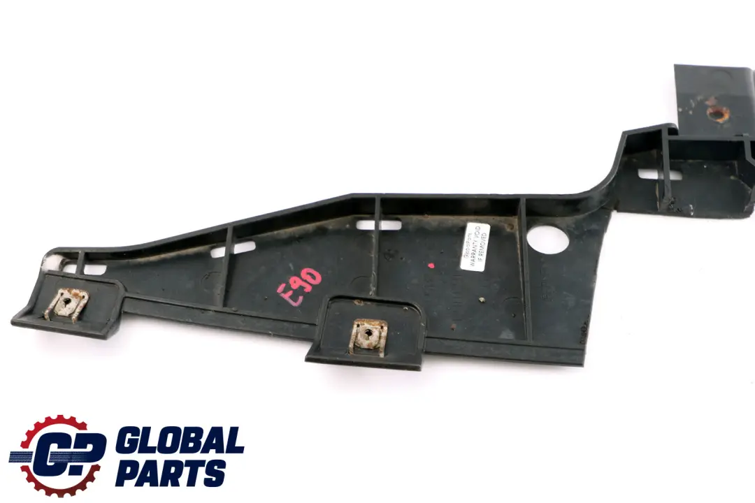 Guía Parachoques Trasero BMW E90 E91 Guía Centro Inferior 5112  - SKU 7163847 - Número de pieza 7163847