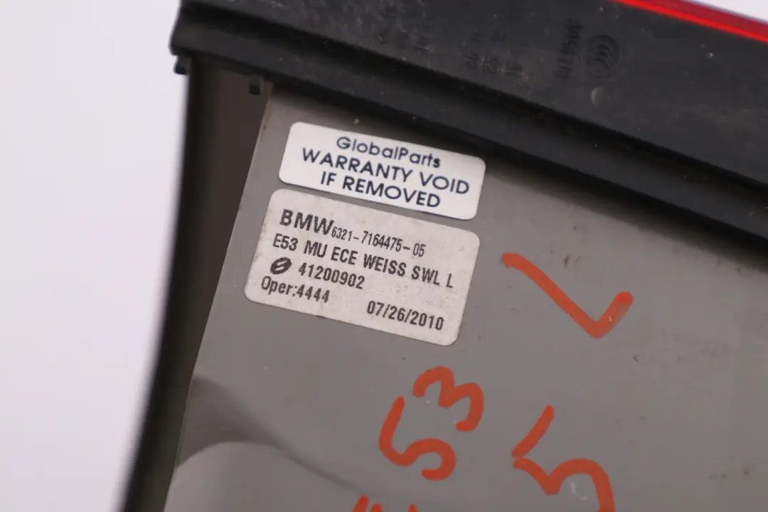 Luce Nel Pannello Laterale Lampada Bianca Posteriore Sinistra per BMW E53 con numero di parte 7164475 BMW E53 Luce Nel Pannello Laterale Lampada Bianca Posteriore Sinistra - SKU 7164475 - Numero di parte 7164475