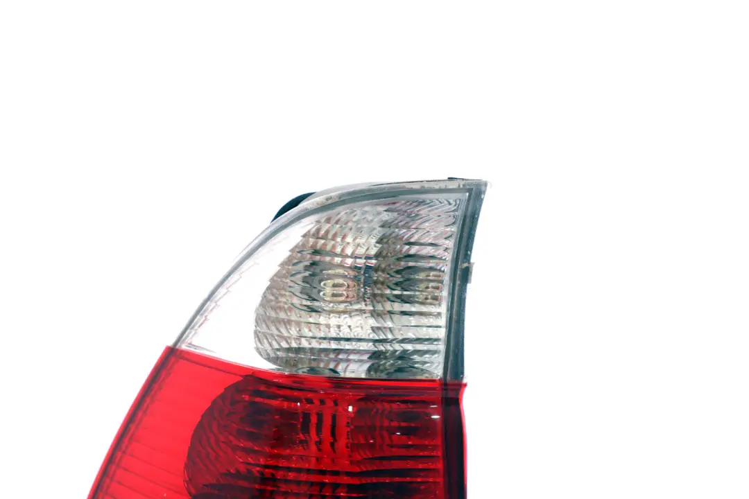 Feu Arriere Panneau Laterale a Gauche Blanc 6321 pour BMW X5 E53 à propos du numéro de pièce 7164475 BMW X5 E53 Feu Arriere Panneau Laterale a Gauche Blanc 6321 - SKU 7164475 - Numéro de pièce 7164475