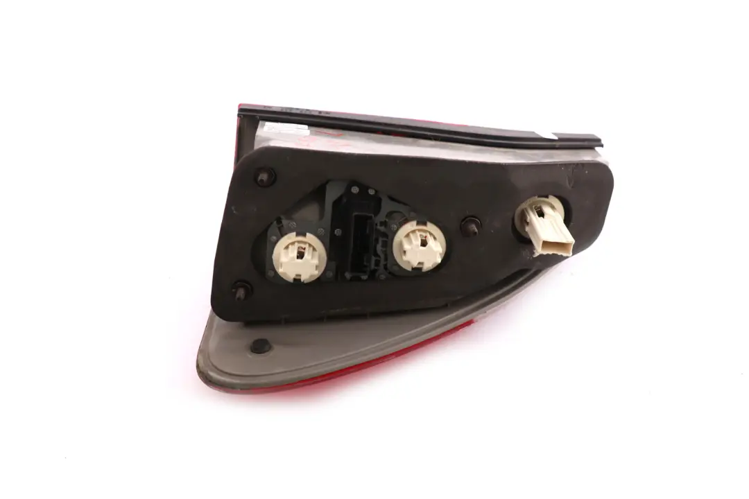 Llight In The Side Panel Lamp White Rear Left N/S to BMW X5 E53 with Part number 7164475 BMW X5 E53 Llight In The Side Panel Lamp White Rear Left N/S - SKU 7164475 - Part number 7164475