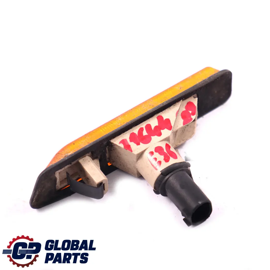 Clignotant Supplementaire Clignotant Gauche Orange pour BMW 3 X5 E36 E53 à propos du numéro de pièce 7164489 BMW 3 X5 E36 E53 Clignotant Supplementaire Clignotant Gauche Orange - SKU 7164489 - Numéro de pièce 7164489