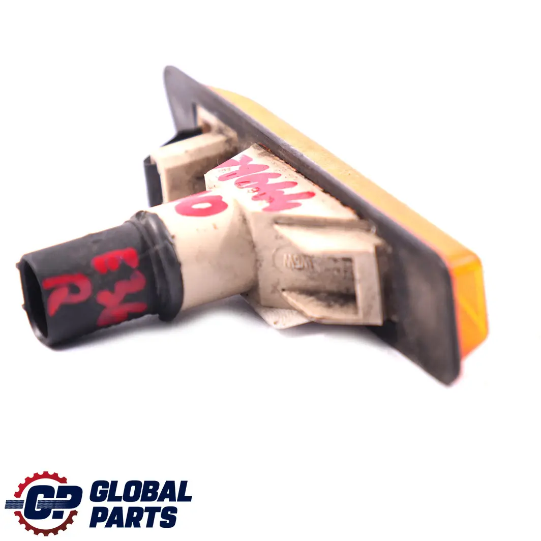 Right Additional Turn Indicator Lamp Orange O/S to BMW 3 X5 Series E36 E53 with Part number 7164490 BMW 3 X5 Series E36 E53 Right Additional Turn Indicator Lamp Orange O/S - SKU 7164490 - Part number 7164490