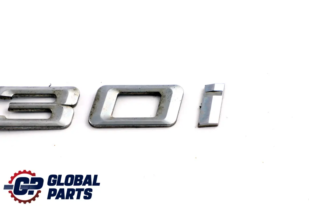 BMW E91 LCI Tapa del maletero trasero Adherido Emblema Lettering 330i - SKU 7164511 - Número de pieza 7164511