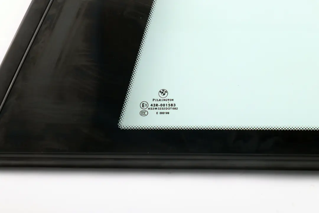 BMW E81 Finestrino Posteriore Sinistra 5137 - SKU 7164629 - Numero di parte 7164629