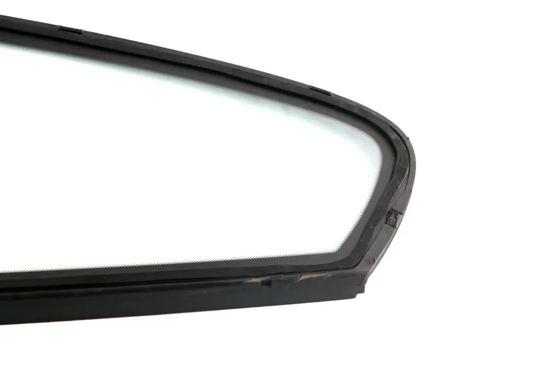BMW E81 Cristal Ventana Lateral Trasera Derecha - SKU 7164630 - Número de pieza 7164630