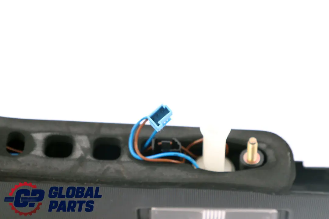 Centre Light In Trunk Lid License Plate Lamp to BMW 7 Series E65 E66 E67 Rear with Part number 6904166 BMW 7 Series E65 E66 E67 Rear Centre Light In Trunk Lid License Plate Lamp - SKU 7164747-2 - Part number 6904166