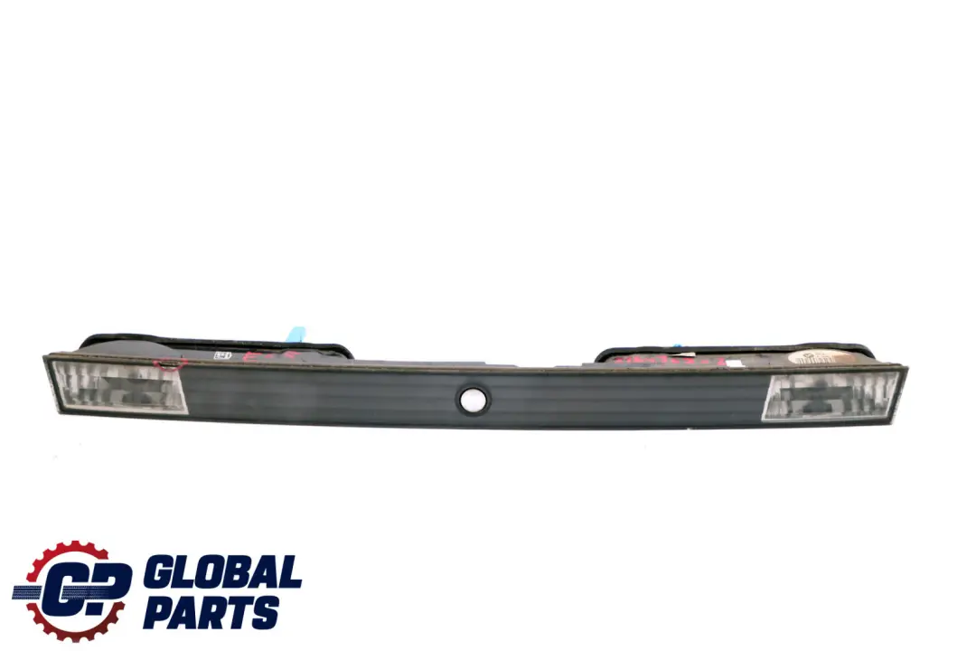 Centre Light In Trunk Lid License Plate Lamp to BMW 7 Series E65 E66 E67 Rear with Part number 6904166 BMW 7 Series E65 E66 E67 Rear Centre Light In Trunk Lid License Plate Lamp - SKU 7164747-2 - Part number 6904166