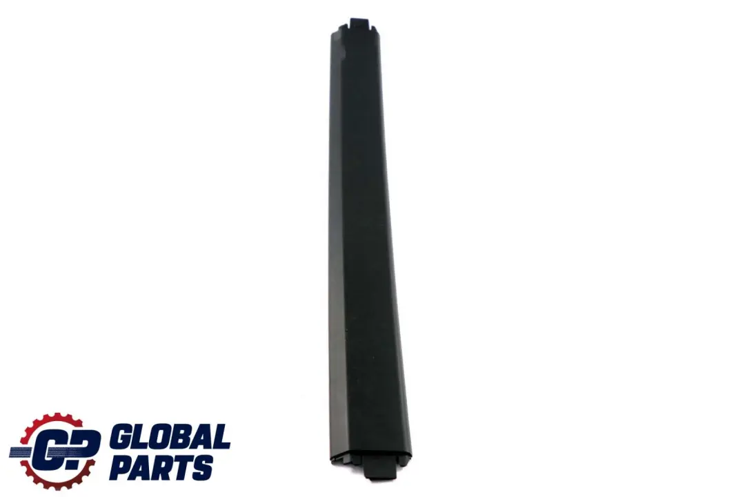 Capot Partie Superieure Rumble Noir 7119050 pour BMW 3 E91 à propos du numéro de pièce 7164883 BMW 3 E91 Capot Partie Superieure Rumble Noir 7119050 - SKU 7164883-1 - Numéro de pièce 7164883