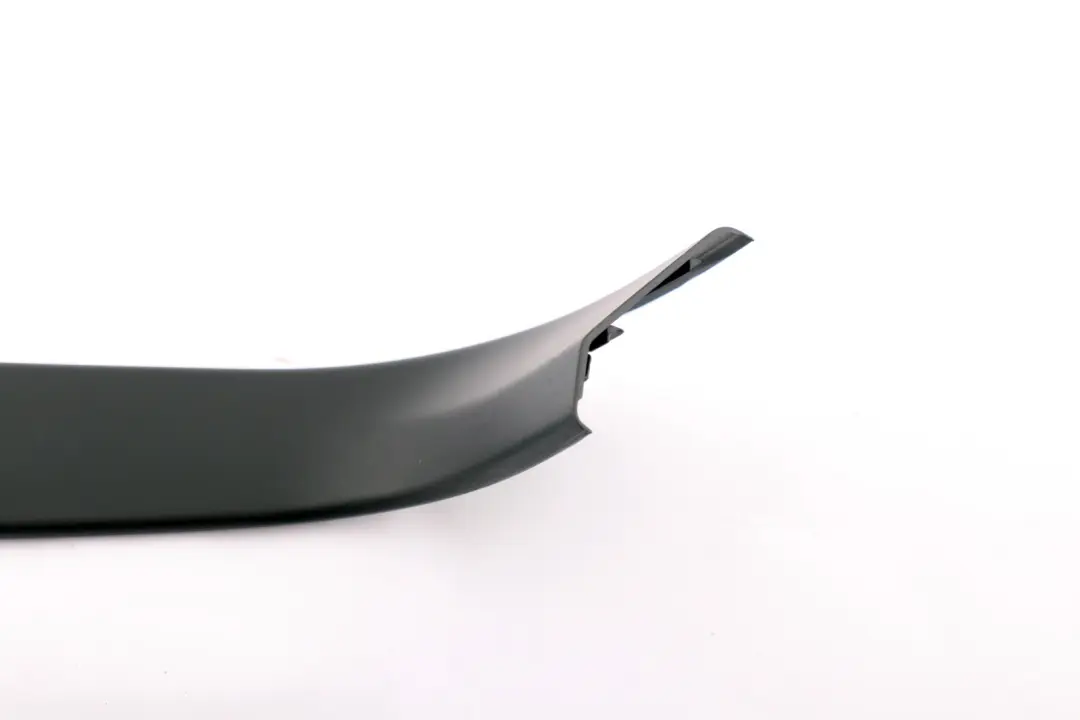BMW E91 LCI Embellecedor Tapa Maletero Negro Derecho 7119054 - SKU 7164886 - Número de pieza 7164886