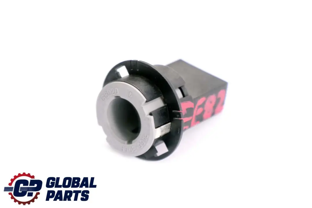 BMW E82 E88 Presa Corrente Posteriore 168020 - SKU 7164919 - Numero di parte 7164919