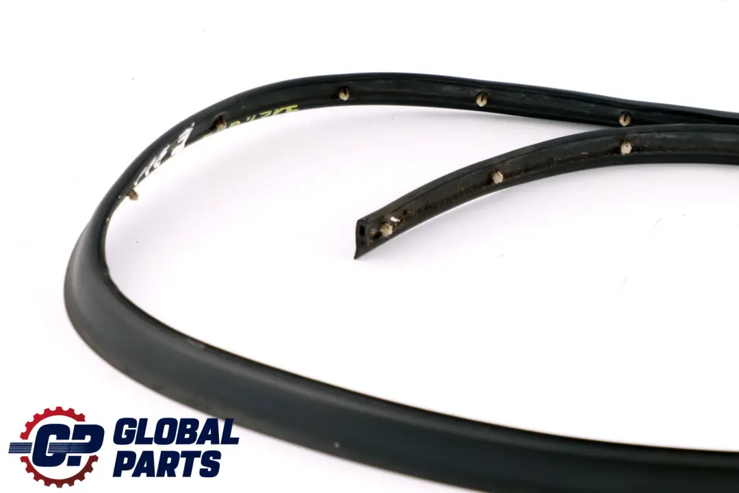BMW 1 Series E81 E82 E88 Door Gasket Weatherstrip Joint Seal Front Left N/S - SKU 7164941 - Part number 7164941