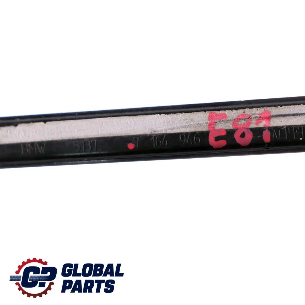 Right Cover Column B Pillar Door Trim Strip O/S to BMW 1 Series E81 E82 with Part number 7164946 BMW 1 Series E81 E82 Right Cover Column B Pillar Door Trim Strip O/S - SKU 7164946 - Part number 7164946