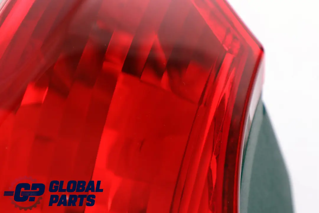 BMW E81 E87 Lampa Tylna Prawa Światło Reflektor Prawy Tylny - SKU 7164956 - Numer Części 7164956