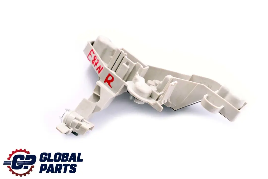 Portalámparas De Luz Trasera Luz Derecha Exterior para BMW E81 E87 con número de pieza 7164964 BMW E81 E87 Portalámparas De Luz Trasera Luz Derecha Exterior - SKU 7164964 - Número de pieza 7164964