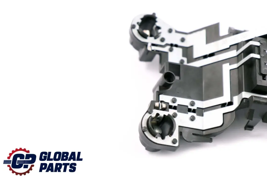 Portalamparas Luz Trasera Panel Lateral Derecho para BMW E82 E88 con número de pieza 7164972 BMW E82 E88 Portalamparas Luz Trasera Panel Lateral Derecho - SKU 7164972 - Número de pieza 7164972