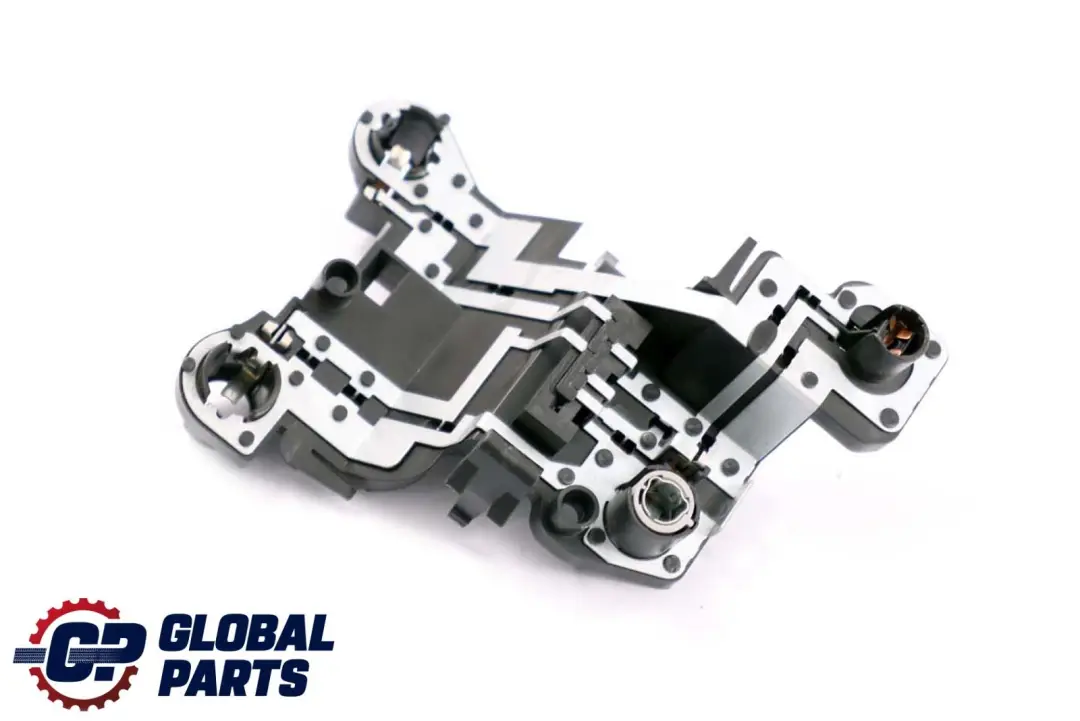 Support d'ampoule de feu arriere panneau lateral droit pour BMW E82 E88 à propos du numéro de pièce 7164972 BMW E82 E88 Support d'ampoule de feu arriere panneau lateral droit - SKU 7164972 - Numéro de pièce 7164972