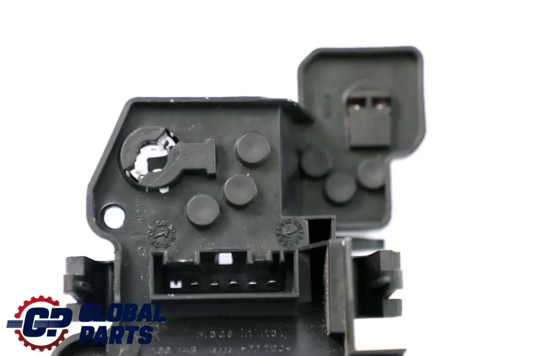 BMW E82 E88 Wkład Lampy Panel Gniazdo Żarówek Prawy Tył - SKU 7164972 - Numer Części 7164972