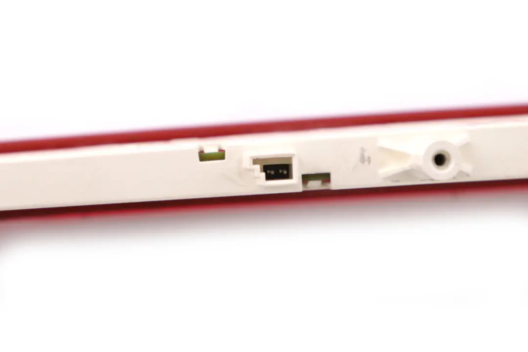 Tercera luz De freno Luz trasera roja para BMW E82 E88 con número de pieza 7164978 BMW E82 E88 Tercera luz De freno Luz trasera roja - SKU 7164978 - Número de pieza 7164978