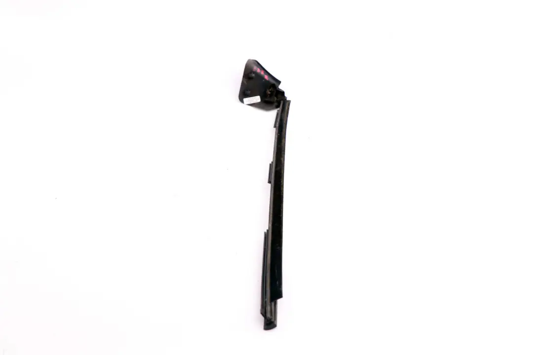Prawa Uszczelka Drzwi Czarna Mat do BMW E88 Cabrio o numerze 7164986 BMW E88 Cabrio Prawa Uszczelka Drzwi Czarna Mat - SKU 7164986 - Numer Części 7164986