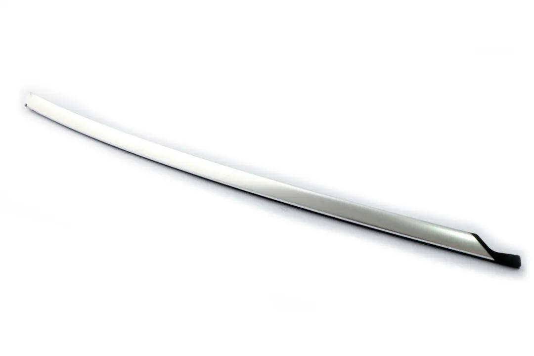 Tapa Columna A Puerta Exterior Embellecedor Delantero Izquierdo Alu Mate para BMW E88 con número de pieza 7164995 BMW E88 Tapa Columna A Puerta Exterior Embellecedor Delantero Izquierdo Alu Mate - SKU 7164995-1 - Número de pieza 7164995