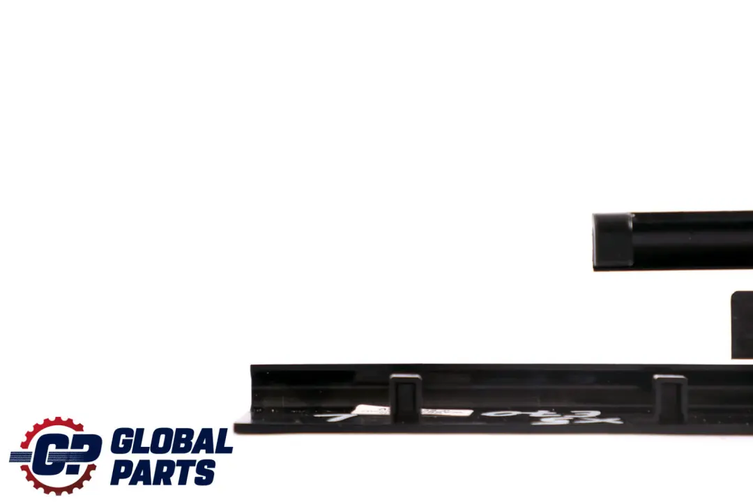 BMW X5 E70 Vordersitzbezug Außen links Trimmen Schwarz - SKU 7165379 - Teilenummer 7165379