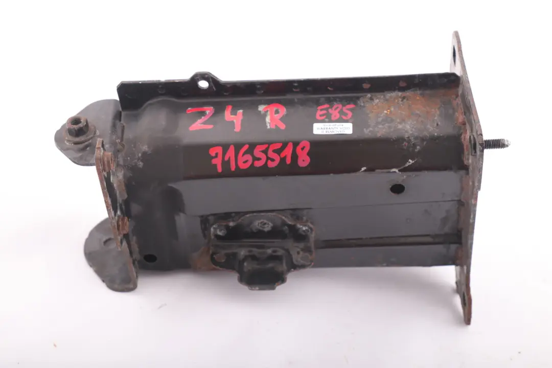 Deformacion Derecho Parachoques Delantero Soporte Portador para BMW E85 Elemento con número de pieza 7165518 BMW E85 Elemento Deformacion Derecho Parachoques Delantero Soporte Portador - SKU 7165518 - Número de pieza 7165518