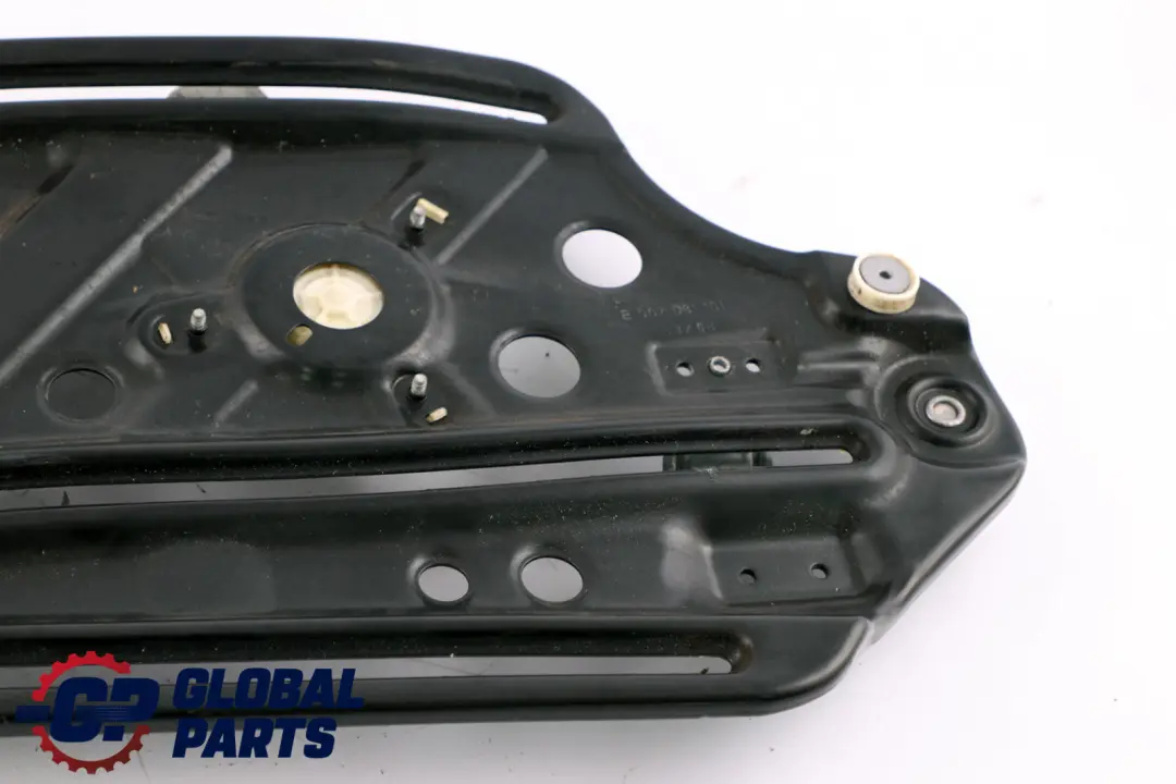 Podnośnik mechanizm szyby lewy tył do BMW E88 o numerze 7165593 BMW E88 Podnośnik mechanizm szyby lewy tył - SKU 7165593 - Numer Części 7165593