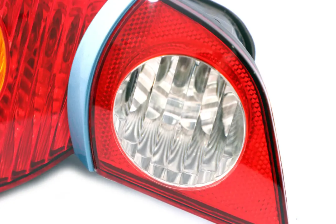 Tail Light Lamp Left Rear N/S Maldives Blue to BMW Z4 Series 1 E85 Rear with Part number 7165723 BMW Z4 Series 1 E85 Rear Tail Light Lamp Left Rear N/S Maldives Blue - SKU 7165723-2 - Part number 7165723