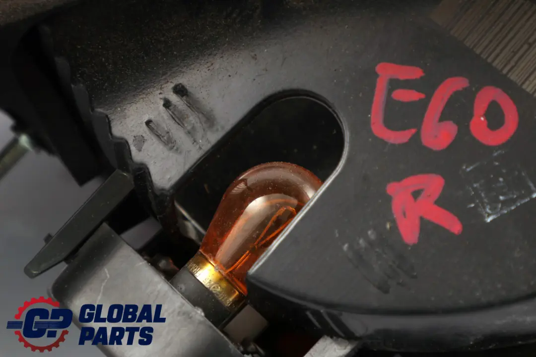 Lampa Tylna Prawa Prawy Tył do BMW E60 o numerze 7165738 BMW E60 Lampa Tylna Prawa Prawy Tył - SKU 7165738 - Numer Części 7165738