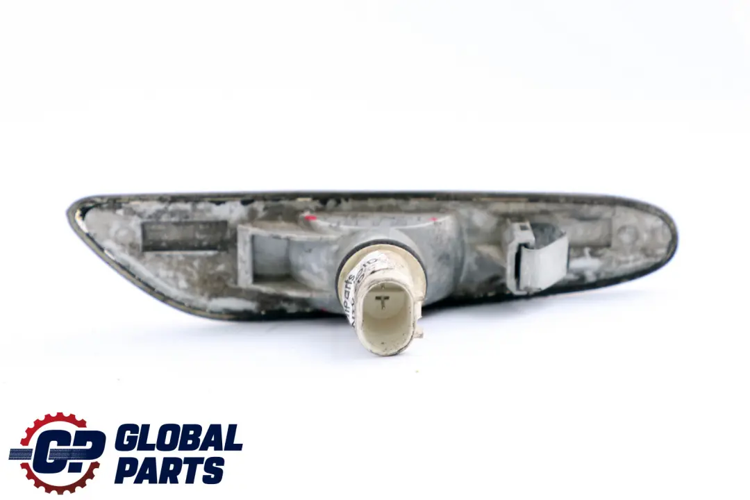 BMW 5 Series E60 E61 Right White Wing Side Turn Signal Indicator O/S - SKU 7165742 - Part number 7165742