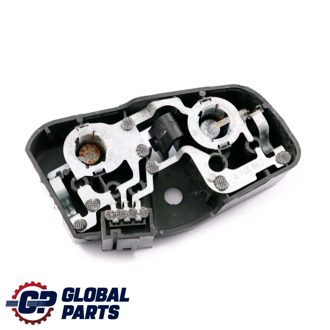 Bulb Holder Socket Rear Trunk Lid Light Right O/S to BMW 3 E46 Saloon with Part number 6907938 BMW 3 E46 Saloon Bulb Holder Socket Rear Trunk Lid Light Right O/S - SKU 7165744 - Part number 6907938