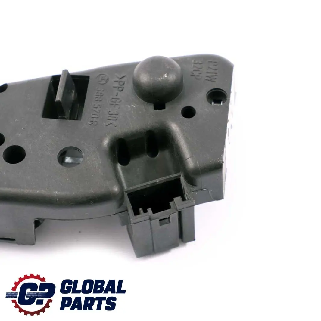 Portalamparas Luz Trasera Tapa Maletero Derecha para BMW E46 Berlina con número de pieza 6907938 BMW E46 Berlina Portalamparas Luz Trasera Tapa Maletero Derecha - SKU 7165744 - Número de pieza 6907938