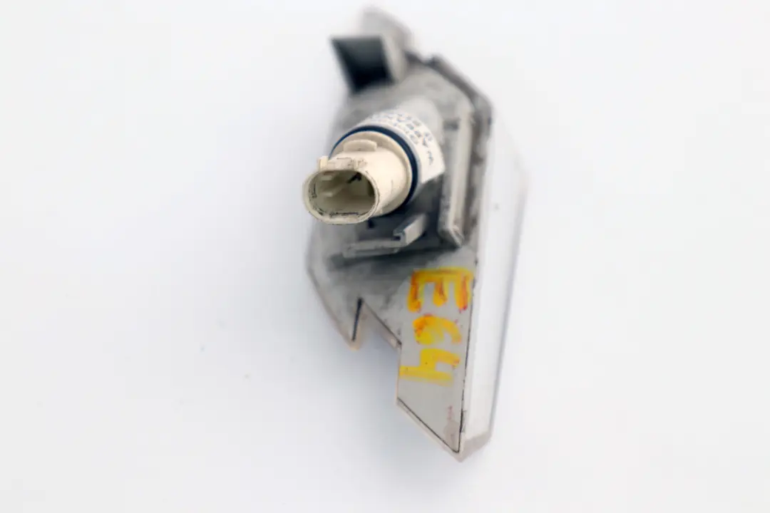 Indicateur de virage additionnel gauche blanc pour BMW Serie 6 E63 E64 LCI à propos du numéro de pièce 7165809 BMW Serie 6 E63 E64 LCI Indicateur de virage additionnel gauche blanc - SKU 7165809 - Numéro de pièce 7165809