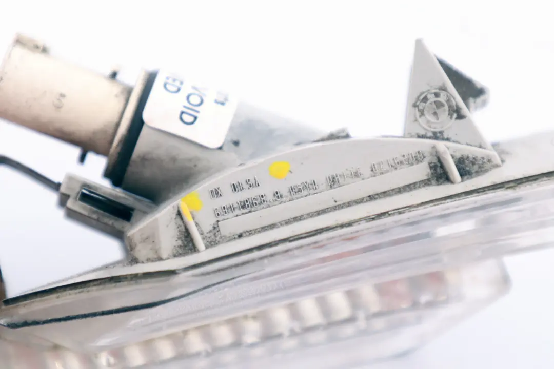 BMW E63 E64 Indicateur de clignotant latéral blanc droit - SKU 7165810 - Numéro de pièce 7165810