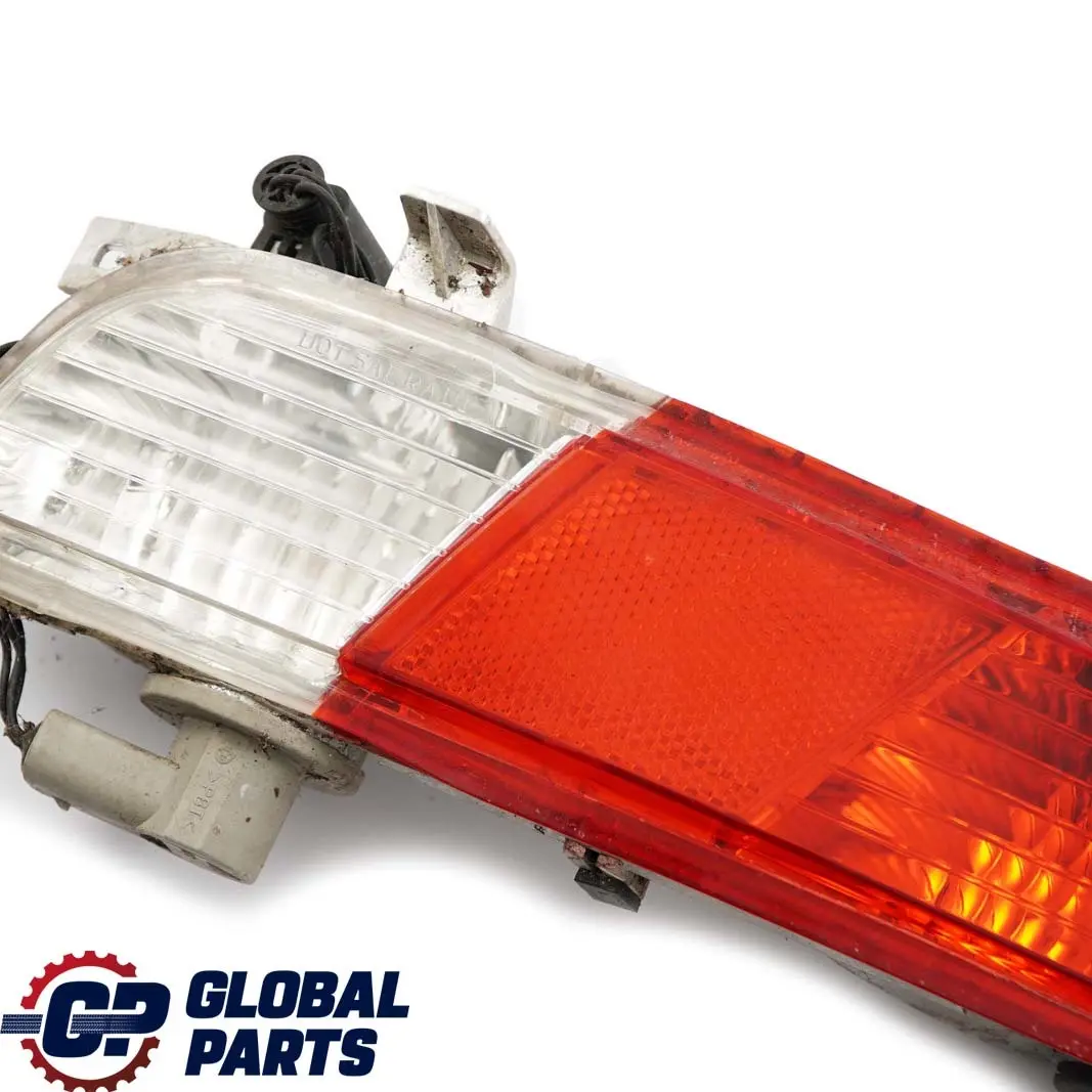 Tail Light Fog Light Rear Right O/S to BMW 6 Series E63 E64 1 with Part number 7165816 BMW 6 Series E63 E64 1 Tail Light Fog Light Rear Right O/S - SKU 7165816-1 - Part number 7165816