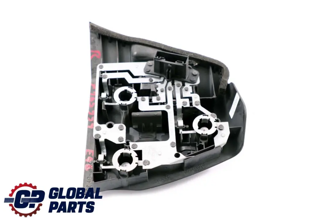 BMW 3 Series E46 Side Panel Light Lamp Bulb Holder Socket Rear Right O/S Titan - SKU 7165954 - Part number 7165954