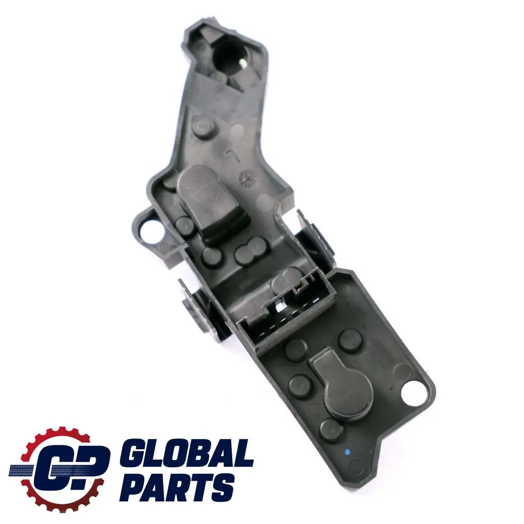 Lampenträger Heckleuchte Links 6938831 für Mini Cooper R50 R52 R53 mit Teilenummer 7166007 Mini Cooper R50 R52 R53 Lampenträger Heckleuchte Links 6938831 - SKU 7166007 - Teilenummer 7166007