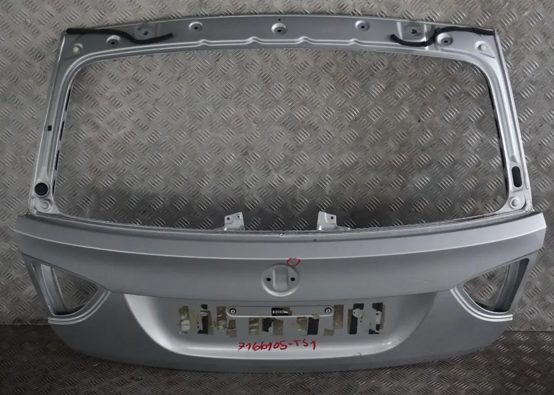 BMW 3 Series E91 Touring Boot Trunk Lid Tailgate Titansilber Silver Metallic - SKU 7166105-TS1 - Part number 7166105