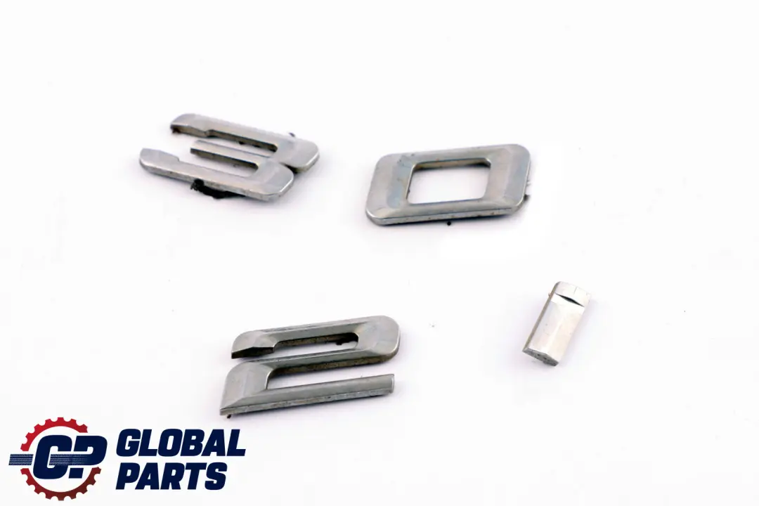 Emblème Coffre Arrière BMW E92 E93 Couvercle Coffre Hayon Adhered 320I Lettering pour à propos du numéro de pièce 7166209 Emblème Coffre Arrière BMW E92 E93 Couvercle Coffre Hayon Adhered 320I Lettering - SKU 7166209 - Numéro de pièce 7166209